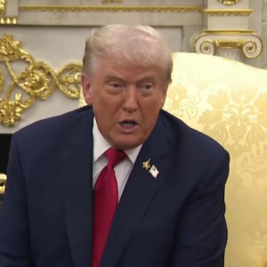 "Путін має зупинитися": Трамп зробив низку несподіваних заяв про Росію
