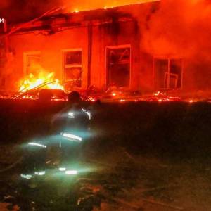 Нічна атака на Одещину: дісталося винзаводу і житловому будинку