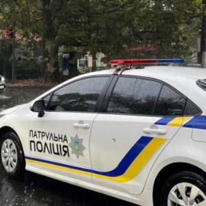 В Одесі затопило вулиці: рух перекрито на ключових магістралях