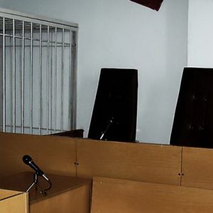 Суд в Одесской области перестал содержать подсудимых в клетке