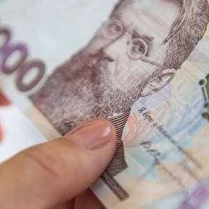 Українці подали вже сім мільйонів заяв на Зимову підтримку