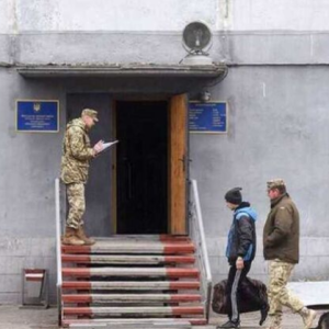 В одеському військкоматі стався вибух: одна людина загинула