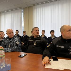 В Дунайському інституті в Ізмаїлі моряки-прикордонники обговорили безпеку судноплавства