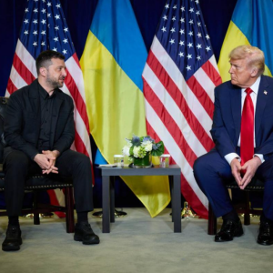 Зеленський розробив успішну стратегію відповіді на мирний план Трампа, - WSJ