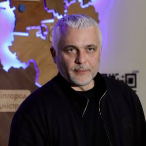 Понад 10 прильотів по мосту, запас ліків та плавучі альтернативи: ситуація на Одещині після ударів по Маяках