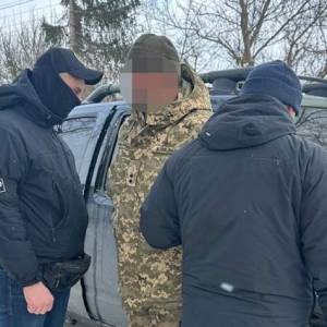 На Одещині ДБР викрило заступника командира навчального центру на вимаганні хабарів з військових