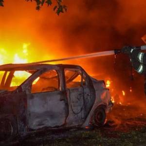 Важка ніч для Одеси: рятувальники ліквідовують наслідки атаки БпЛА