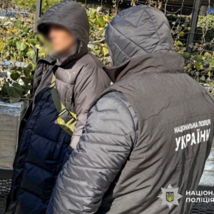 В Одесі затримали працівника ТКЦ за вимагання грошей