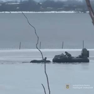 На лимані в Одеській області троє дітей провалилися під кригу — одна дитина загинула