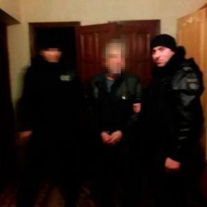 Одесская полиция обезвредила моряка, взявшего в заложники свою жену и дочь (ФОТО)