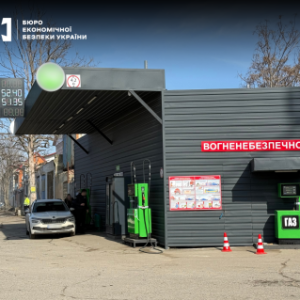 Без ліцензії і податків: БЕБ на Одещині викрило мережу нелегальних АЗС