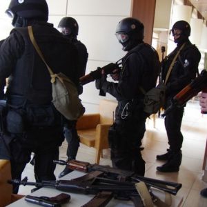 Обыскивать в Украине будут по-новому: запрещено изымать технику, а сам обыск надо записывать на видео