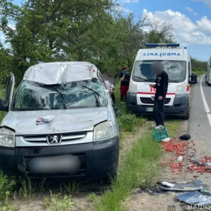 Невдалий обгін на трасі Одеса – Рені: до лікарні потрапили двоє дітей