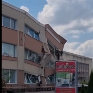 У Балті обвалилася триповерхова будівля, дивом обійшлося без жертв