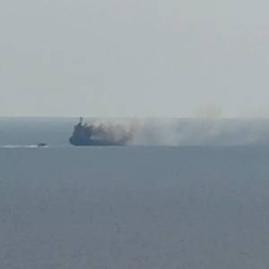 У Чорному морі біля Румунії підірвали газовий танкер