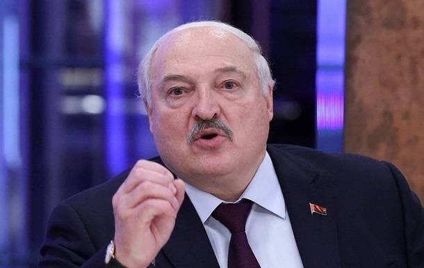 Лукашенко пригрозив відправляти чиновників і ледарів на кордон з Україною Лукашенко пригрозив відправляти чиновників і ледарів на кордон з Україною