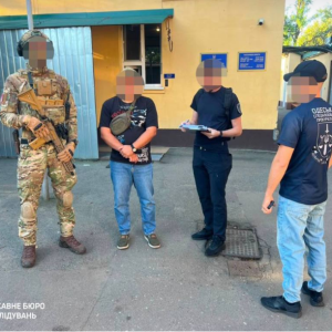 На Одещині затримано ще чотирьох працівників РТЦК за вимагання грошей