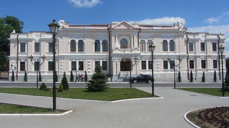 В Ізмаїльському Палаці дітей та юнацтва створили другу частину «Книги пам’яті» про полеглих Героїв В Ізмаїльському Палаці дітей та юнацтва створили другу частину «Книги пам’яті» про полеглих Героїв