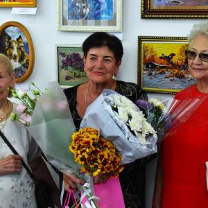 «Зустрічаю осінь, обираю тишу» - виставка народної майстрині Тамари Затинченко