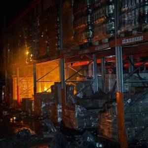 Росія вночі атакувала Одещину дронами: спалахнула пожежа на складі з продуктами