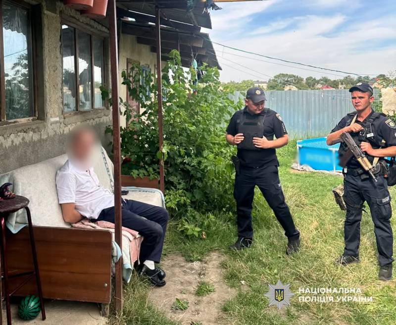 На Одещині заґратовано військового, який з автомату поранив тещу На Одещині заґратовано військового, який з автомату поранив тещу
