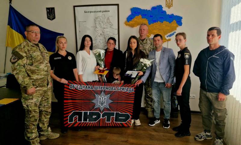 На Одещині вшанували пам’ять загиблого підполковника поліції Владислава Буюклі На Одещині вшанували пам’ять загиблого підполковника поліції Владислава Буюклі
