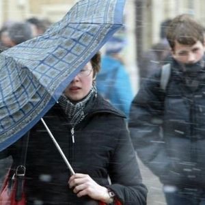 Синоптики предупредили украинцев о сильном ветре