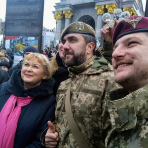 На Майдане протестуют против маршей Саакашвили