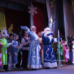 Елка городского головы: измаильские одаренные дети получили роскошный подарок! (ФОТО)