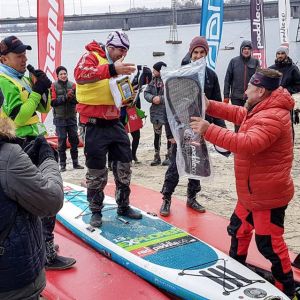 Измаильчанин выиграл первые в Украине ледовые гонки по Днепру (ФОТО)