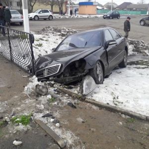 В Измаиле на Шевченко столкнулись "ВАЗ" и Mercedes (ФОТО)