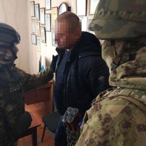Земельные махинации: сельский голова в Татарбунарском районе вымогал 25 тысяч долларов за участок под АЗС