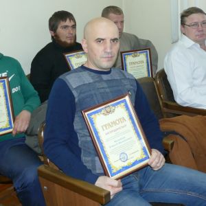 За самоотверженный труд по ликвидации последствий стихии: мэр Измаила наградил энергетиков