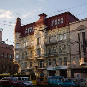 Жители Киева не захотели переименовывать площадь Льва Толстого