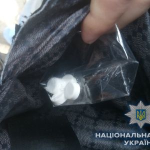 В Измаиле на Клушина задержали мужчину с пакетом наркотиков