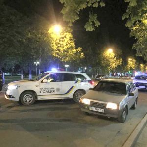 В Измаиле на проспекте Мира две девочки попали под колеса такси, подростки - в больнице (ФОТО)