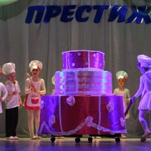 В Измаиле хореографический ансамбль «Престиж» отмечал своё пятилетие на сцене Дворца культуры (ФОТО И ВИДЕО)