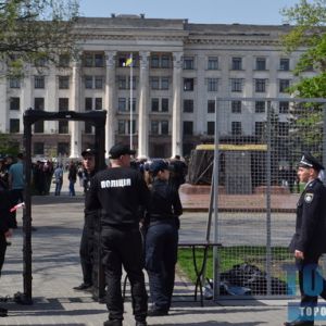 В Одессе на Куликовое поле и Соборную площадь будут пускать через фильтрационные пункты