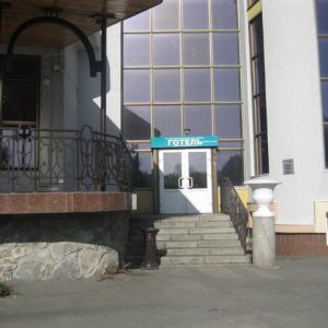 В Умани психически больной мужчина убил женщину и ранил еще пять человек