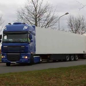 Движение грузовых автомобилей ограничено: список автодорог
