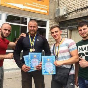 В Измаиле состоялся Кубок Бессарабии по жиму штанги лежа (ФОТО)