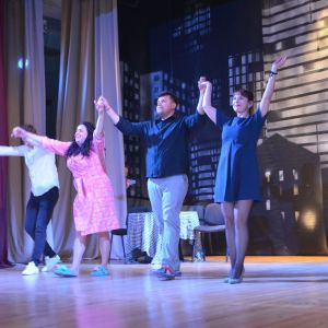 «Черный квадрат» на сцене измаильского ДК: театр сексом не испортишь? (ФОТО)