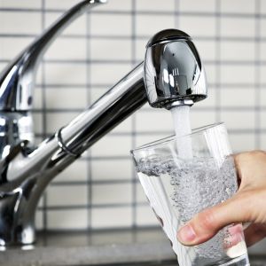 В Измаиле авария на участке водопровода, часть проспекта Мира - без воды. Подачу возобновят через час