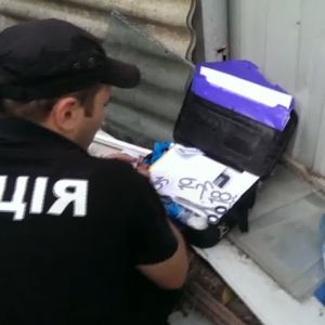Убийство в Измаиле: мужчина убил ножом товарища у него дома и скрылся (ФОТО,ВИДЕО)