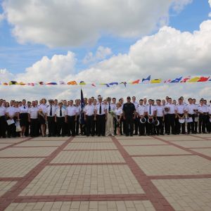 В Дунайском институте торжественно вручили дипломы выпускникам