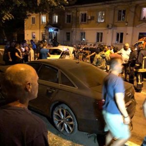 В Измаиле на проспекте Суворова автомобиль Audi протаранил "ВАЗ" (ФОТО)