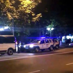 В Измаиле полиция "наломала" "сходку" криминальных авторитетов, положив их лицом в пол прямо в кафе "Пармезан"