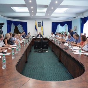 Конфликт между портами Одесской области и экологической инспекцией рассудят в Кабмине