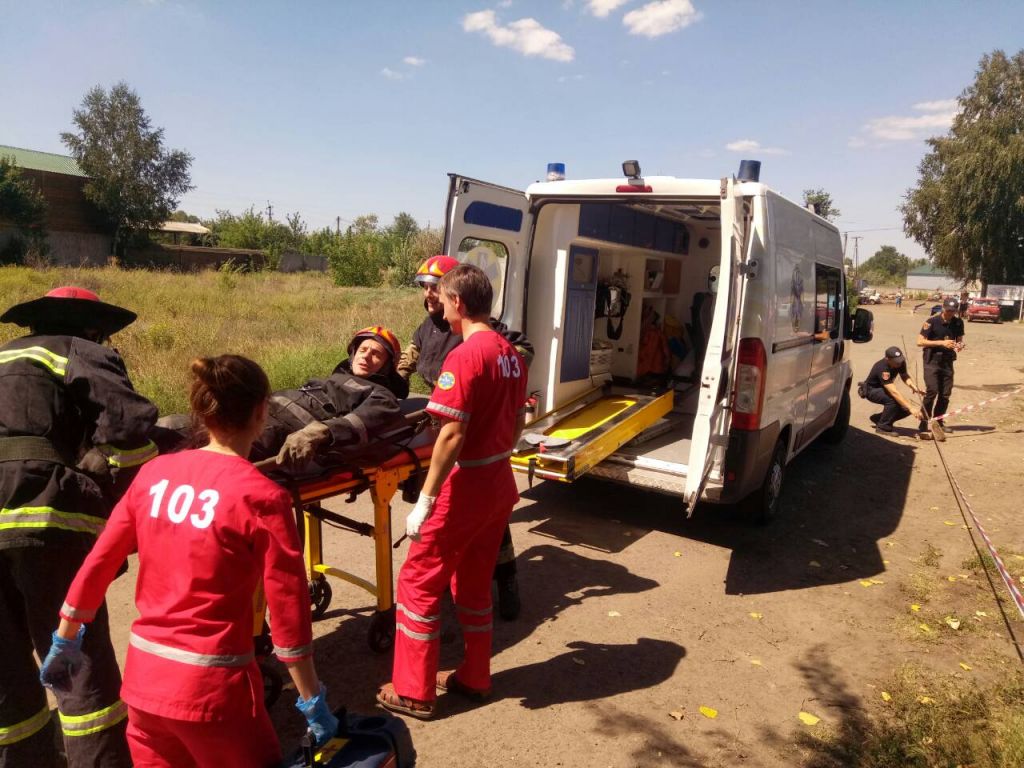 В Измаиле спасатели совместно с полицией и медиками отрабатывали действия при ДТП с возгоранием (ФОТО) В Измаиле спасатели совместно с полицией и медиками отрабатывали действия при ДТП с возгоранием (ФОТО)