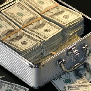 В Украине запустят систему автоматического ареста счетов должников